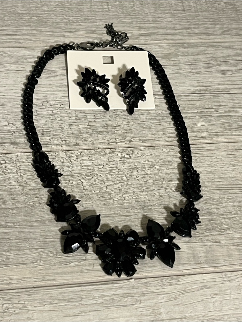 Elegant Black Crystal Statement Necklace and Earrings Set